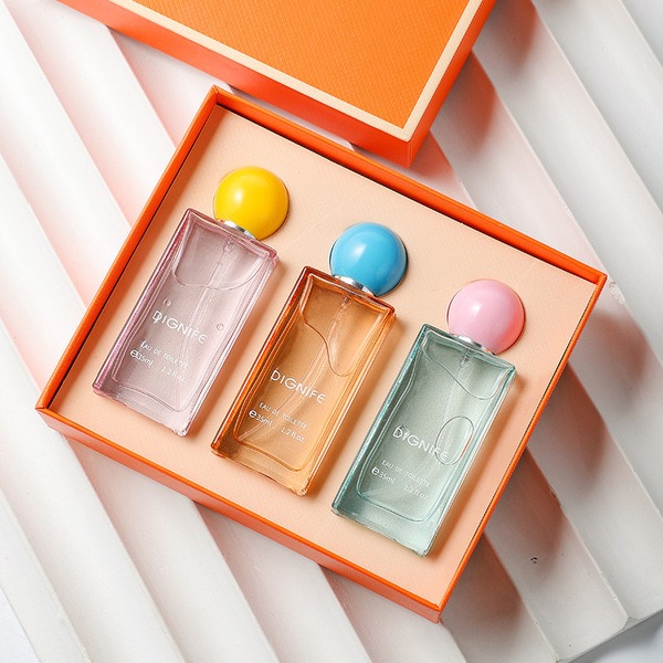 1000063601 Dignife Women Perfume Gift Set – 3 Bottles (35ml Each | Total 105ml) - Image 1
